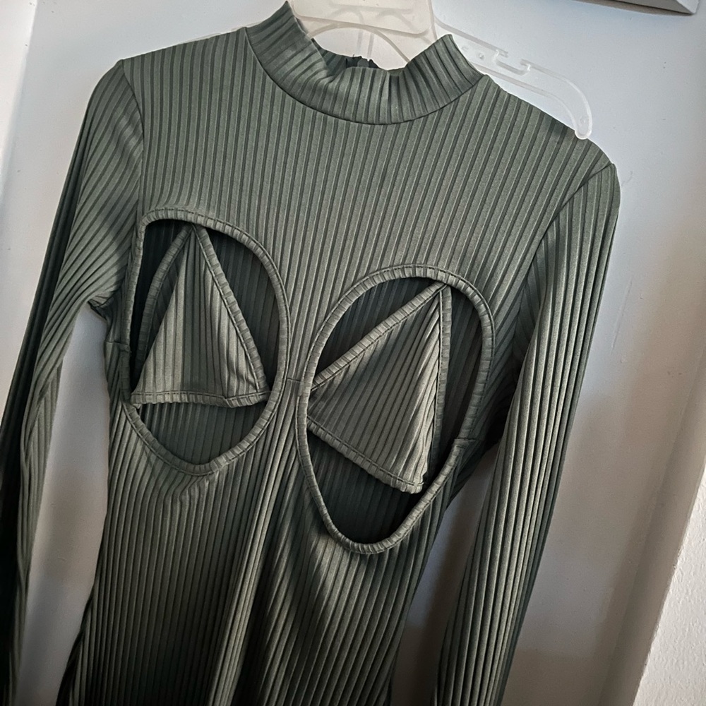 Chic Olive Ribbed Cutout Top